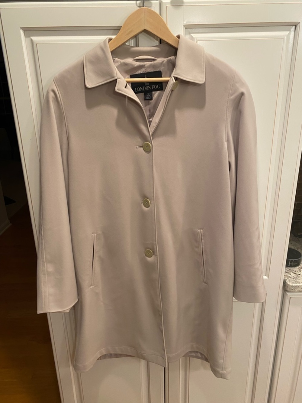 London Fog Women's Light Taupe Single-Breasted Trench Coat